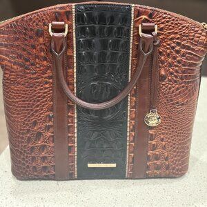 Two tone brown and black Brahmin purse (new only wore once)